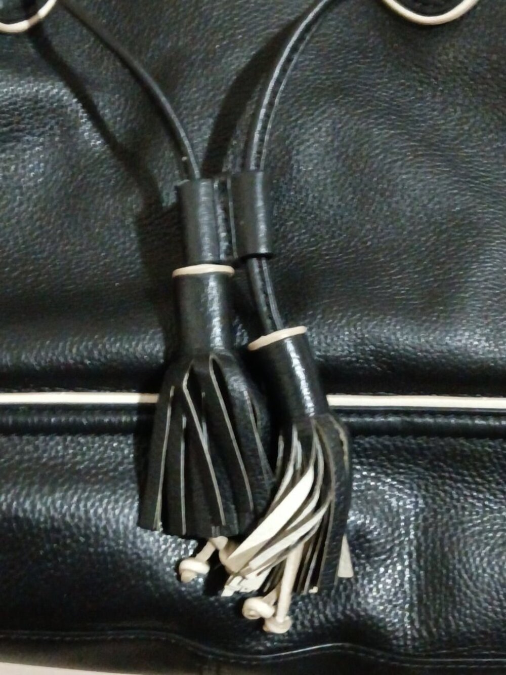 Cole Haan Large “Reilly” Summer Night Black Leather Tassel Tote Handbag Bag - Picture 3 of 16